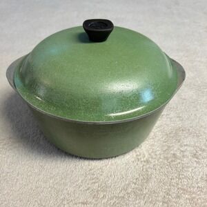 Vintage Club Aluminum Dutch Oven Avocado Green w/Lid Retro MCM Cast Aluminum